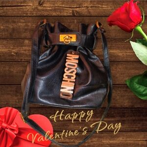 Gorgeous Moshino Black Pebbled Leather Bucket Bag 🔥